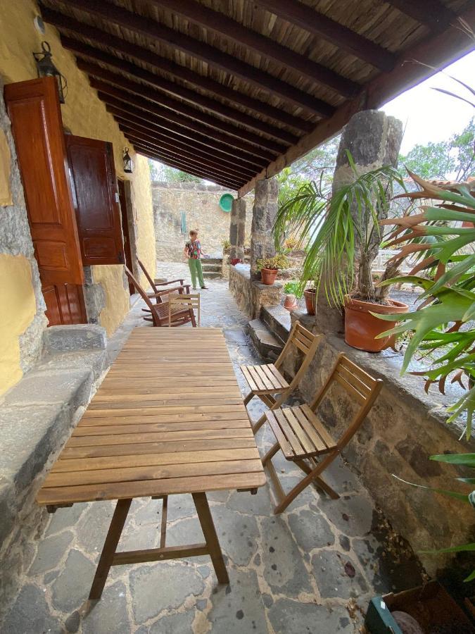 Гостевой дом Casa Rural El Drago Мойя Экстерьер фото